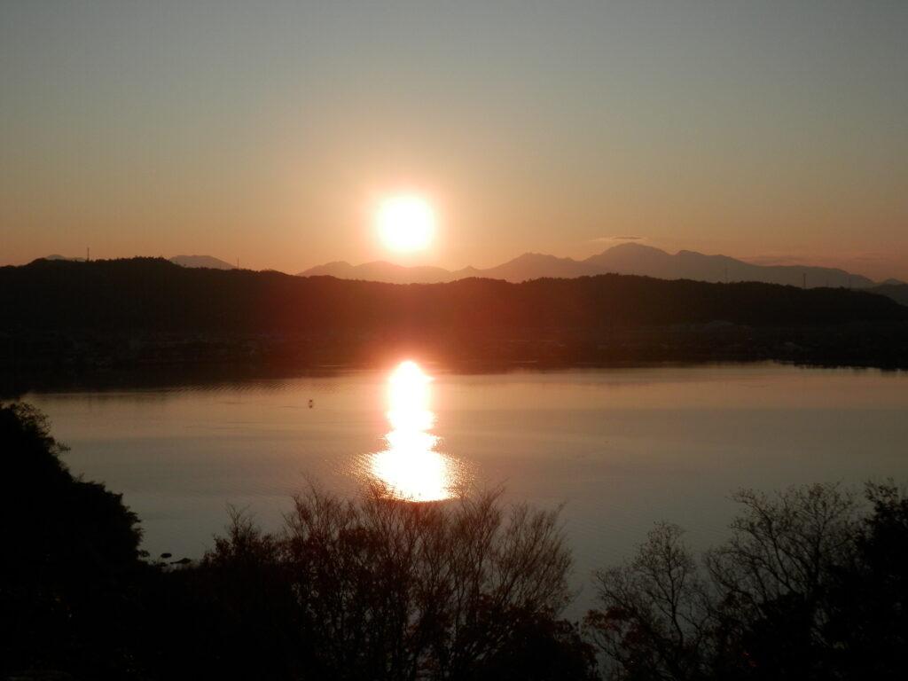 夕日　2019年12月9日撮影