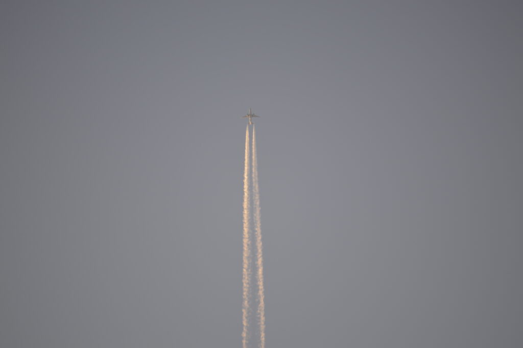 飛行機雲　2021年1月15日撮影