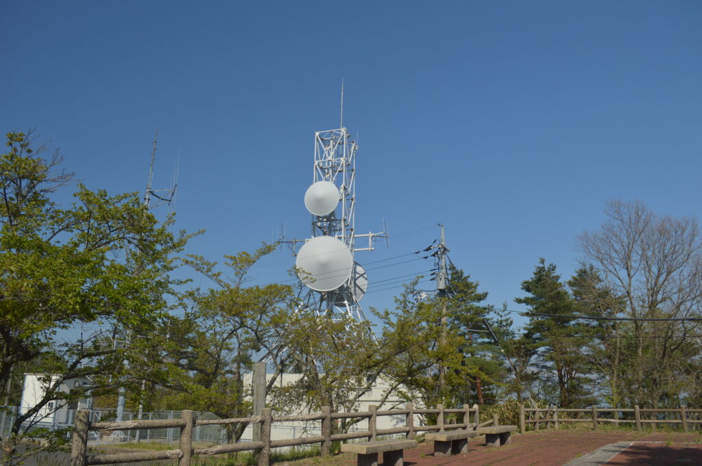 電波塔　2021年4月19日撮影
