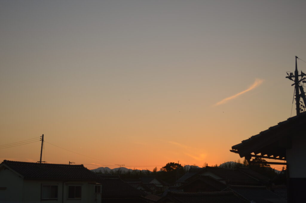夕焼け　2023年12月4日撮影