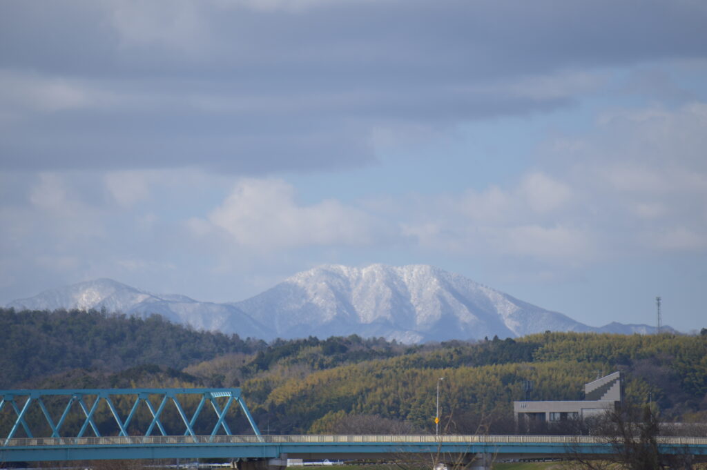 雪山　2024年3月10日撮影
